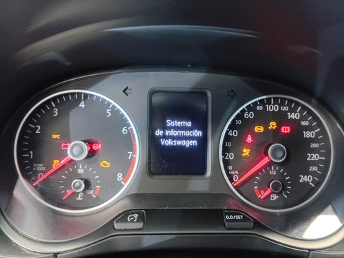 Volkswagen Suran 1.6 Comfortline L/15 2019