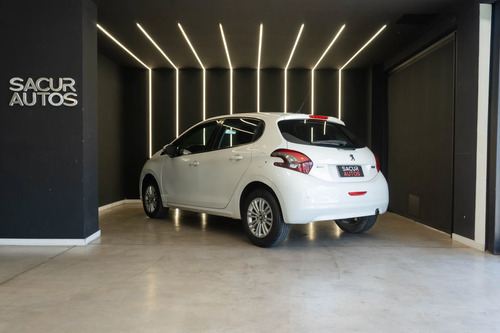 Peugeot 208 1.6 Allure 2020