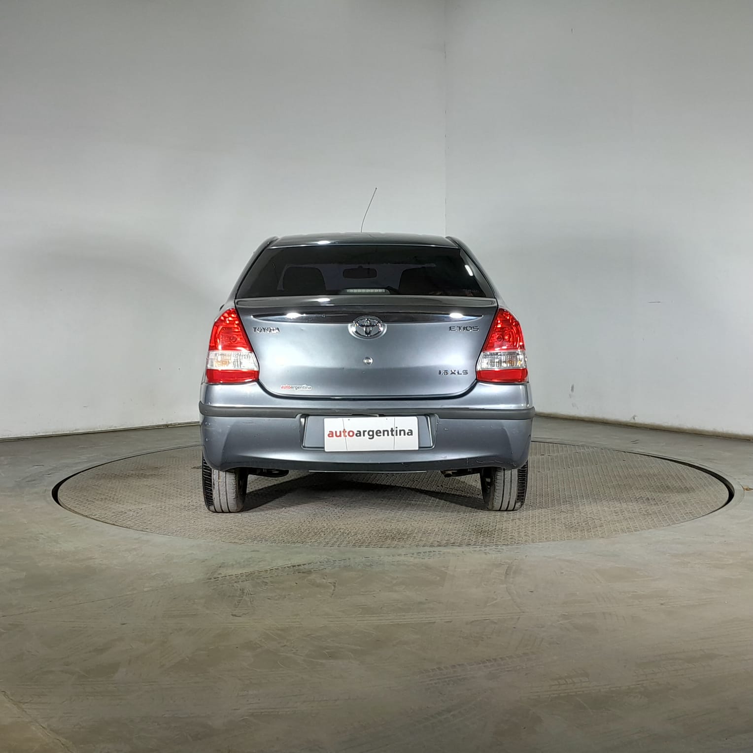 Toyota ETIOS XLS 1.5 M/T 4P 2014