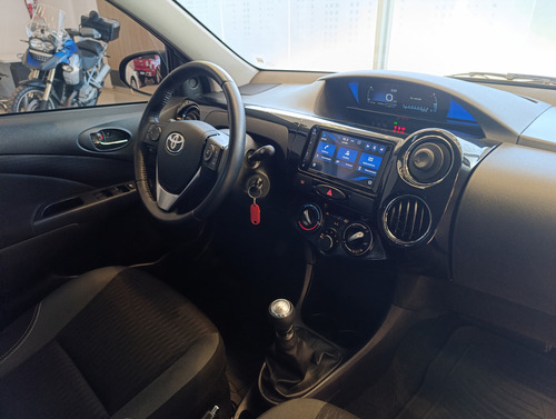 Toyota Etios 1.5 Xls Mt 2023