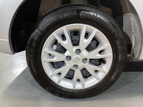 Renault Logan 1.6 16v Zen L/19 2024