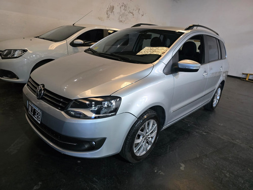Volkswagen Suran 1.6 Imotion Highline 2013