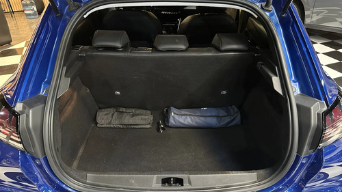 Peugeot 208 1.6 Allure Tiptronic 2022