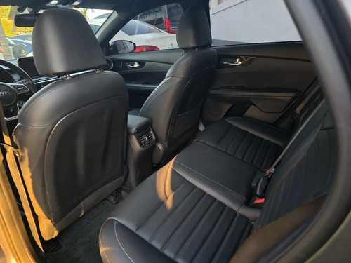 Kia Cerato 2.0 Sx At6 5 p 2021