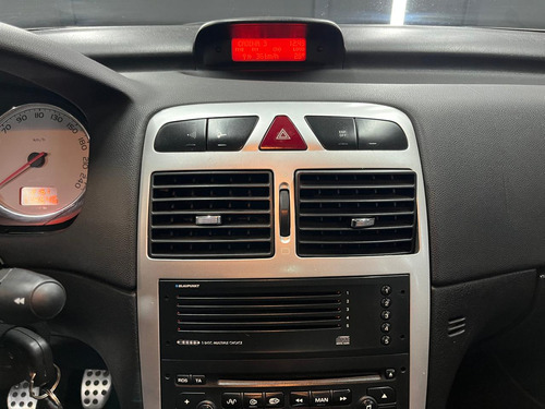 Peugeot 307 2.0 CC L04 2005