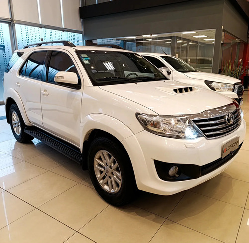 Toyota SW4 3.0 Srv Cuero I 171cv 4x4 2012
