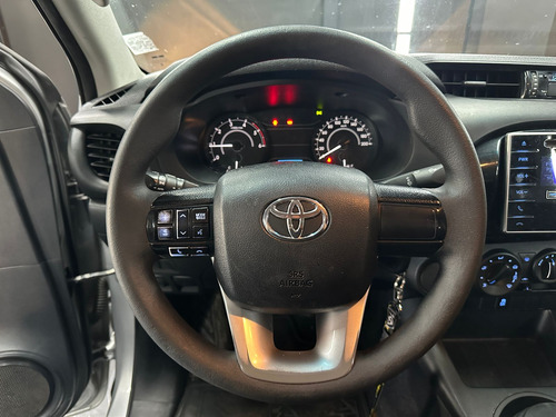 Toyota Hilux 2.4 TDI 4X2 DC DX L16 2018