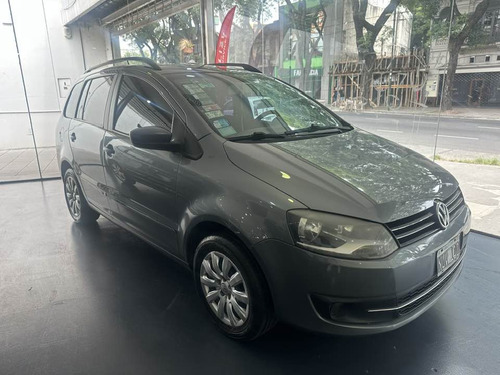 Volkswagen Suran 1.6 Comfortline 101cv Ab 2014