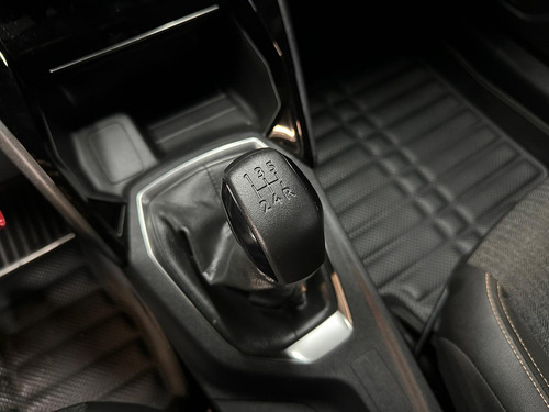 Peugeot 208 1.6 Road Trip 2024