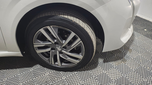 Peugeot 208 1.6l Feline Tiptronic 2022