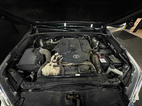 Toyota Hilux 2.8 TDI 4X4 DC SRX AT6 L21 2021