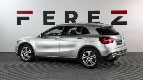 Mercedes-Benz Clase GLA 1.6 Gla200 Urban 156cv 2017