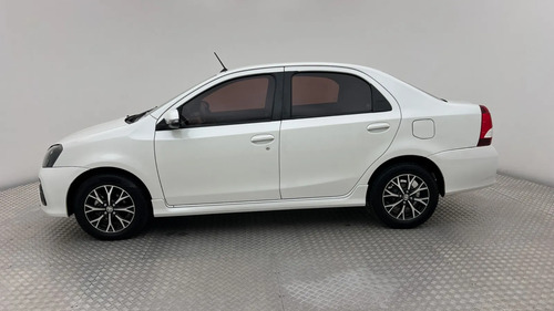 Toyota Etios 1.5 Sedan Xls 2018