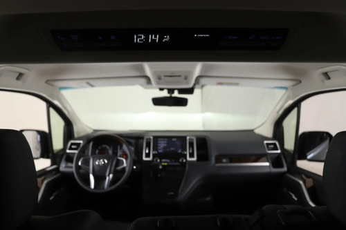 Toyota Hiace 2.8 Tdi Wagon 6at 10a 2025