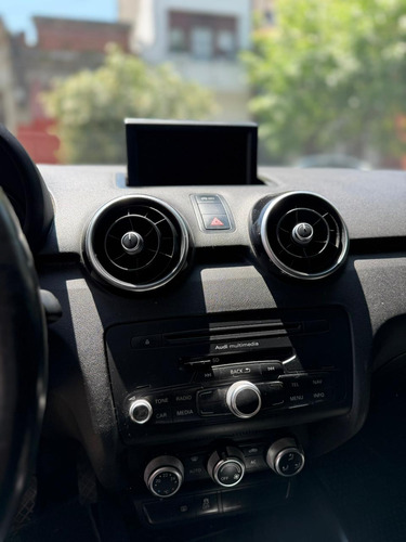 Audi A1 1.4 Ambition Tfsi 122cv Stronic 2011