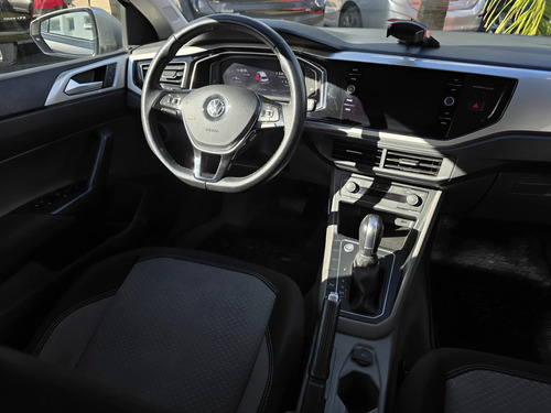 Volkswagen Virtus 1.6 Msi Highline At 2019