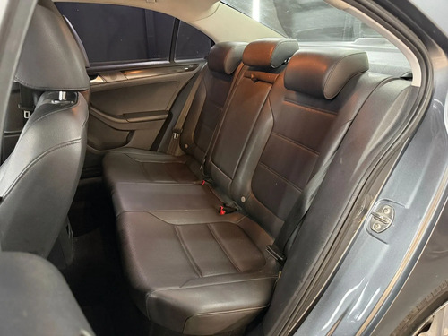 Volkswagen Vento 2.5 170HP LUXURY TIPTRONIC L15 2016