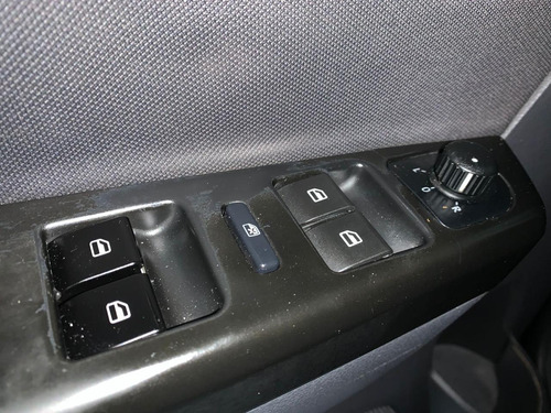 Volkswagen CrossFox 1.6 Highline 2010