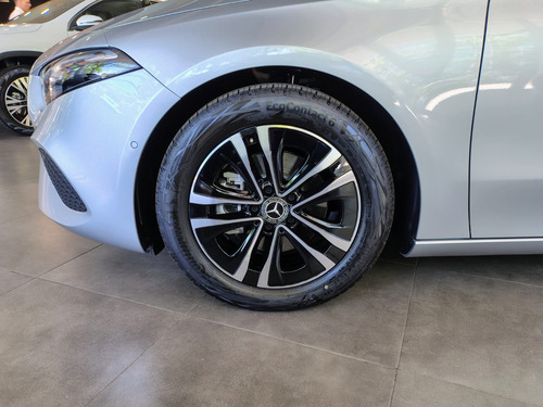 Mercedes-Benz Clase A 1.3 A200 163cv Progressive Hatch 2025