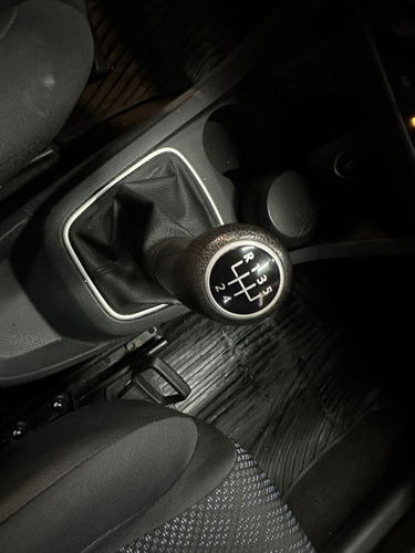 Volkswagen Suran 1.6 TRENDLINE L13 2013