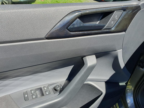 Volkswagen Polo 1.0 Tsi Comfortline At 2025