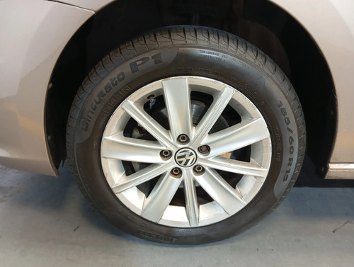 Volkswagen Polo 1.6 Comfortline L/16 2015