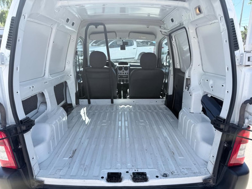 Peugeot Partner Patagónica 1.6 Furgon Confort 2024