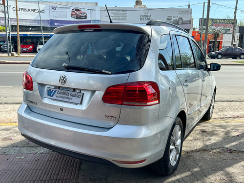 Volkswagen Suran 1.6 Comfortline 101cv 2015