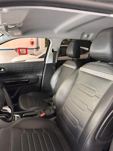 Citroën C4 Cactus 1.6 Noir 165 At6 2024