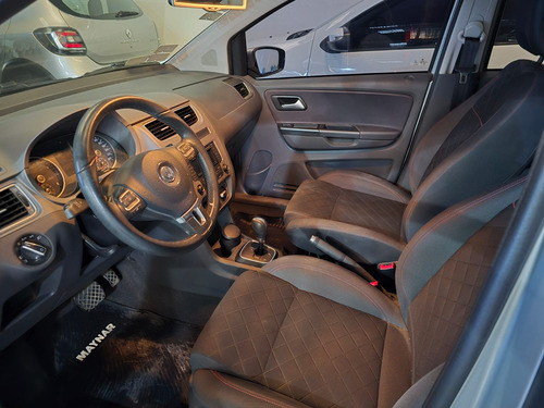 Volkswagen Suran 1.6 Imotion Highline 2013