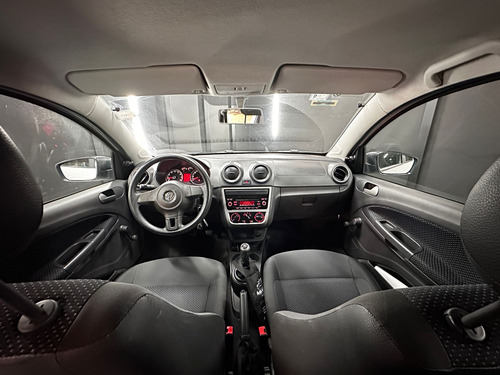 Volkswagen Gol 1.6 TREND 5P L12 2015