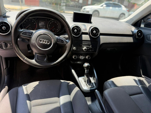 Audi A1 1.4 Ambition Tfsi 122cv Stronic 2011