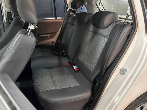 Volkswagen Suran 1.6 TRENDLINE L15 2015