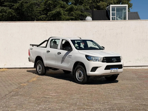 Toyota Hilux 2.4 Dc 4x4 Tdi Dx 2022