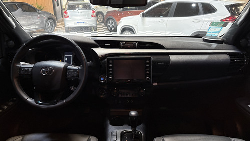 Toyota Hilux Pick-Up 2.8 Cd Conquest 204Cv 4X4 At 2023