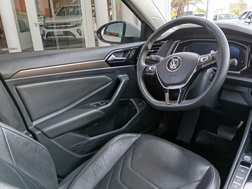 Volkswagen Vento HIGHLINE 1.4 2020