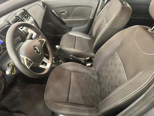 Renault Logan 1.6 16v Intense 2025