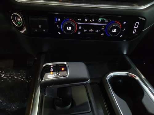 Chevrolet Silverado 5.3 V8 4X4 HIGH COUNTRY AT10 2026