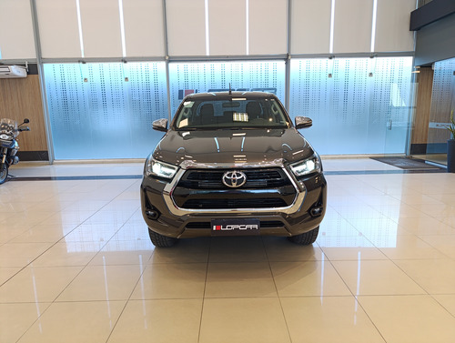 Toyota Hilux Pick-Up 2.8 Cd Srv 204Cv 4X2 2023