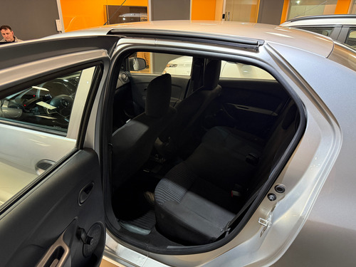 Renault Logan 1.6 16v Life 2024