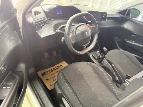 Peugeot 208 1.2 Like 2021