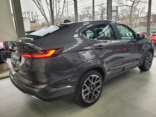 Fiat FASTBACK Turbo 2026