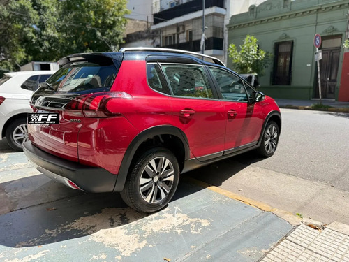 Peugeot 2008 1.6 Feline Tiptronic 2023