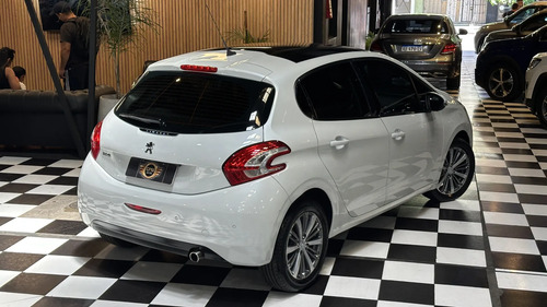 Peugeot 208 1.6 Feline 2018