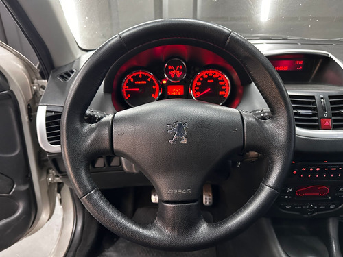 Peugeot 207 COMPACT 2.0 5 P XT HDI 2010