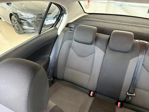 Peugeot 408 2.0 N 2014