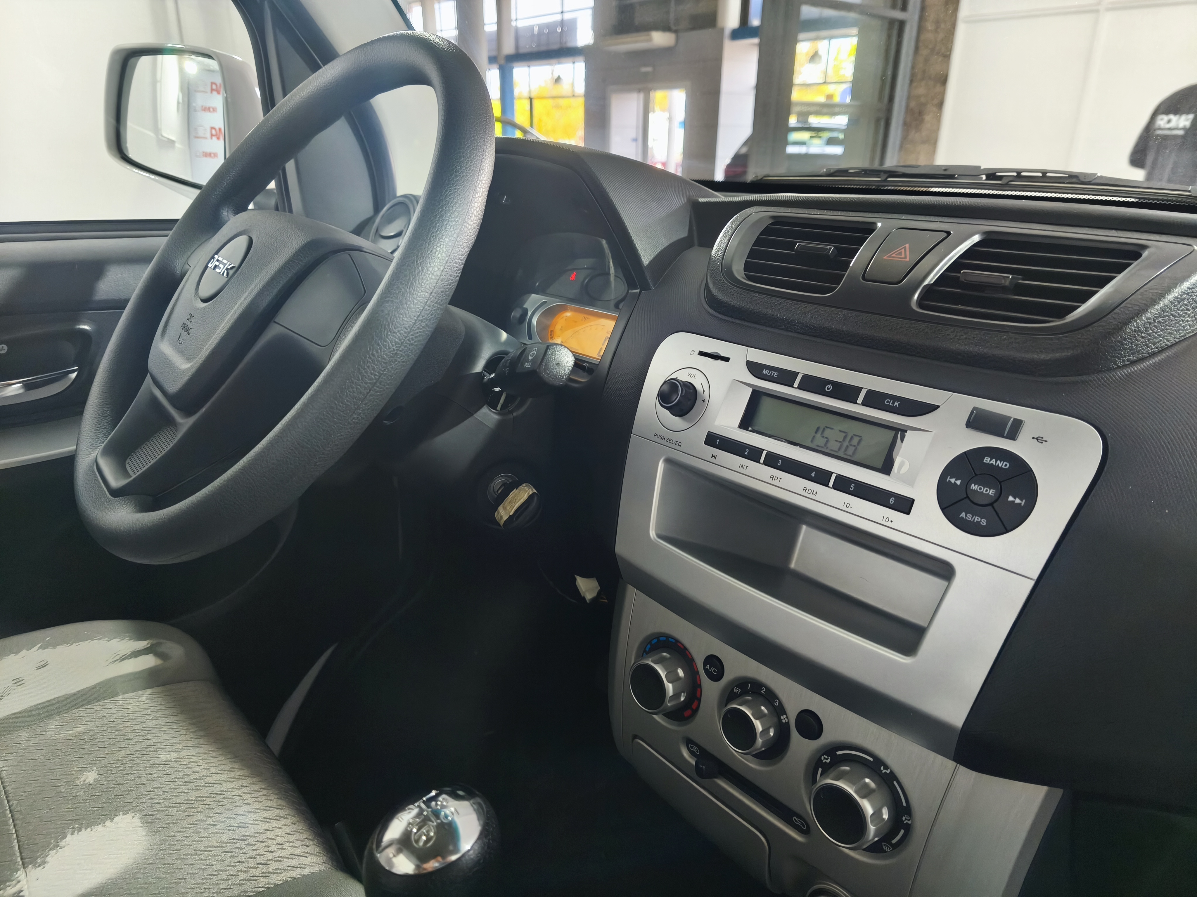 C31 MINI TRUCK 1.5 CABINA SIMPLE 2025