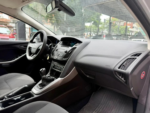 Ford Focus 1.6 S 5P L16 2016