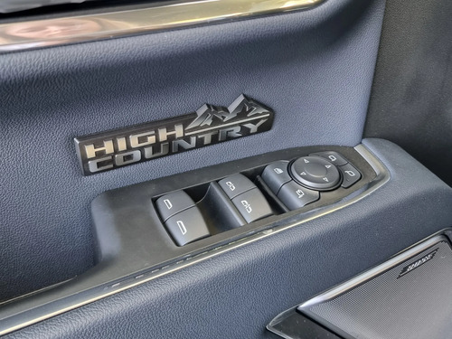 Chevrolet Silverado 5.3 V8 High Country 2026