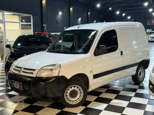 Citroën Berlingo Furgon 1.6 Bussines Hdi 92cv Am54 2017